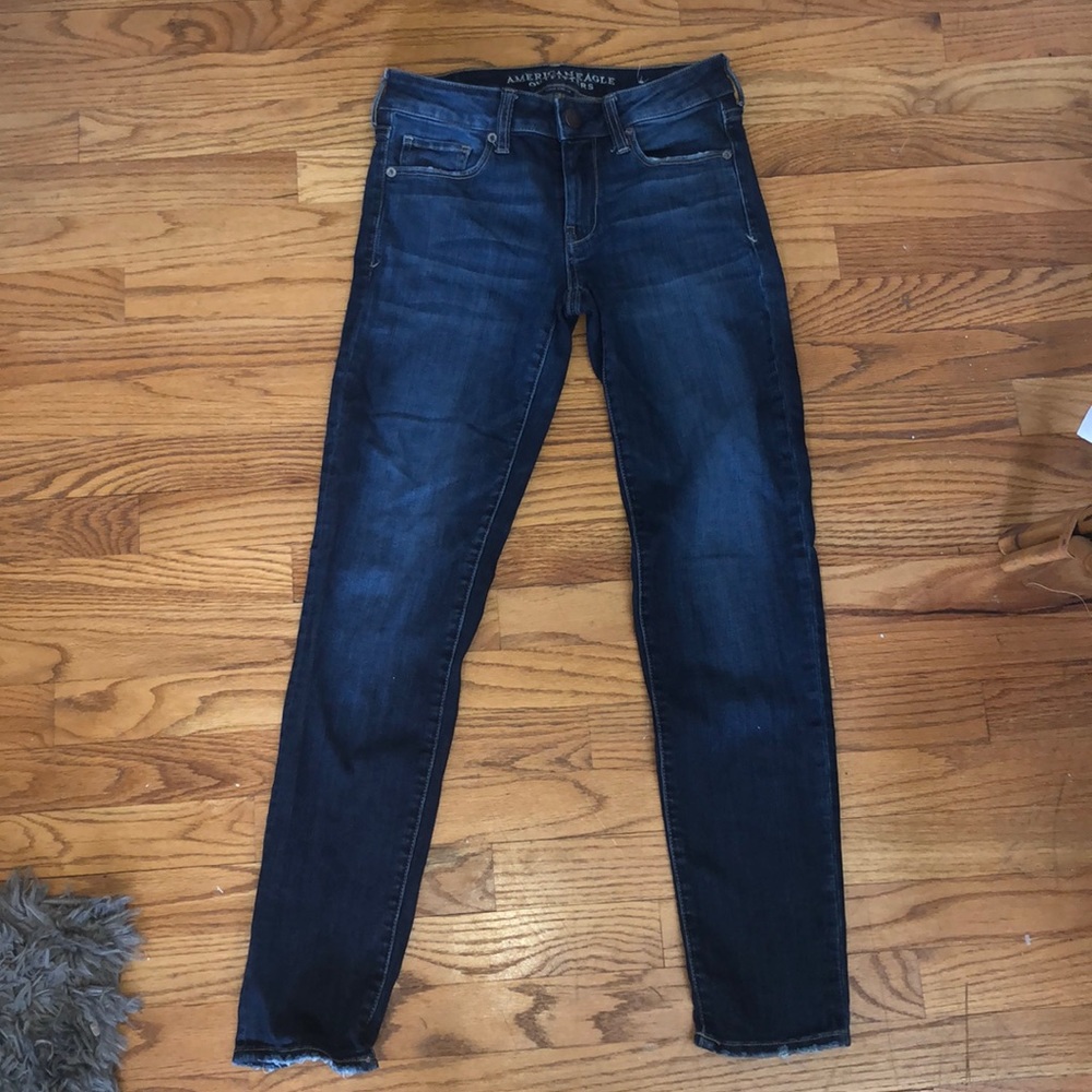 American Eagle dark wash skinny jeans